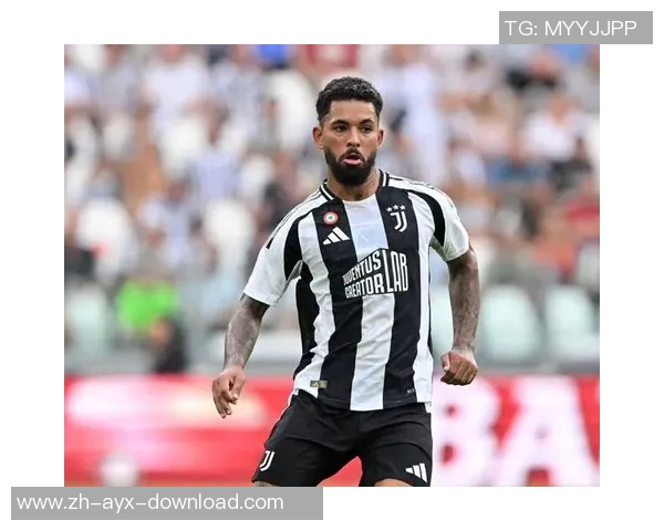 尤文图斯夺冠庆典引发争议莱曼与道格拉斯的举动引发热议